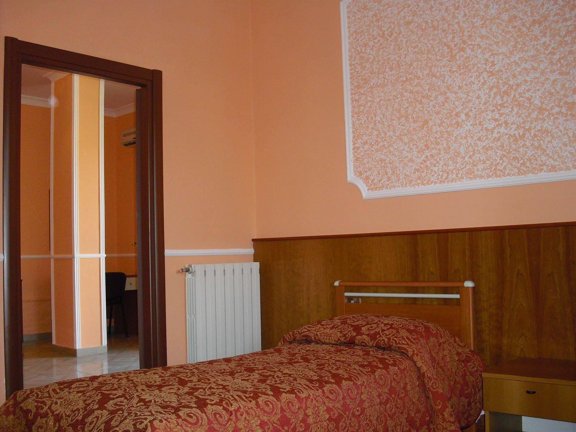 Darfla Hotel Pouzzoles Extérieur photo