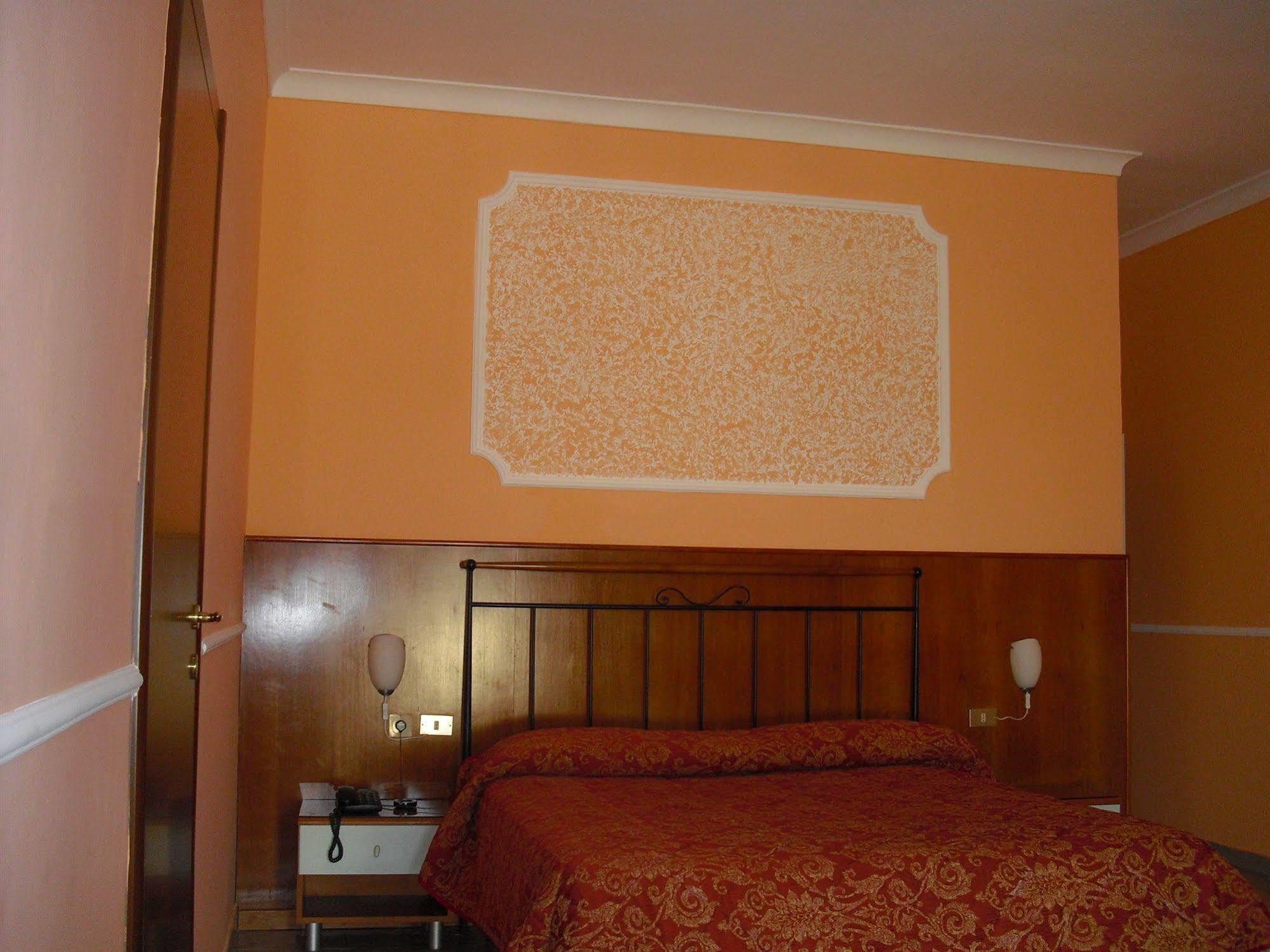 Darfla Hotel Pouzzoles Extérieur photo